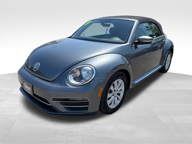 Used 2017 Volkswagen Beetle 1.8T S FWD image 3