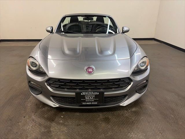 Used 2017 FIAT 124 Spider Classica image 36