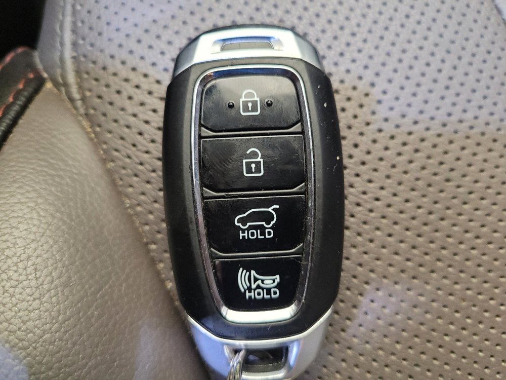 Used 2019 Hyundai Santa Fe Limited AWD/4WD image 32
