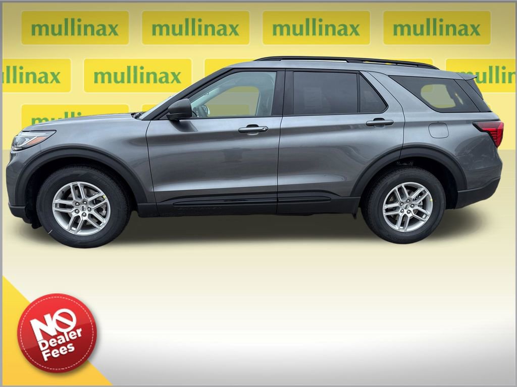 New 2026 Ford Explorer Active image 2