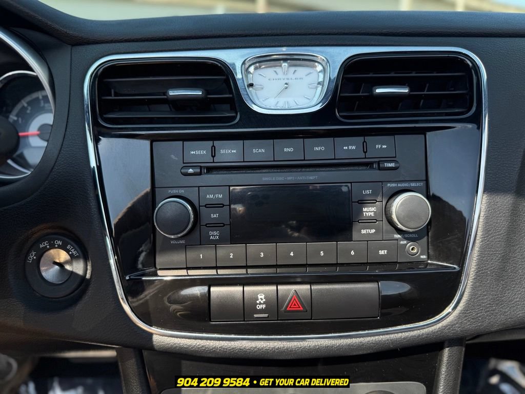 Used 2012 Chrysler 200 Touring FWD image 19