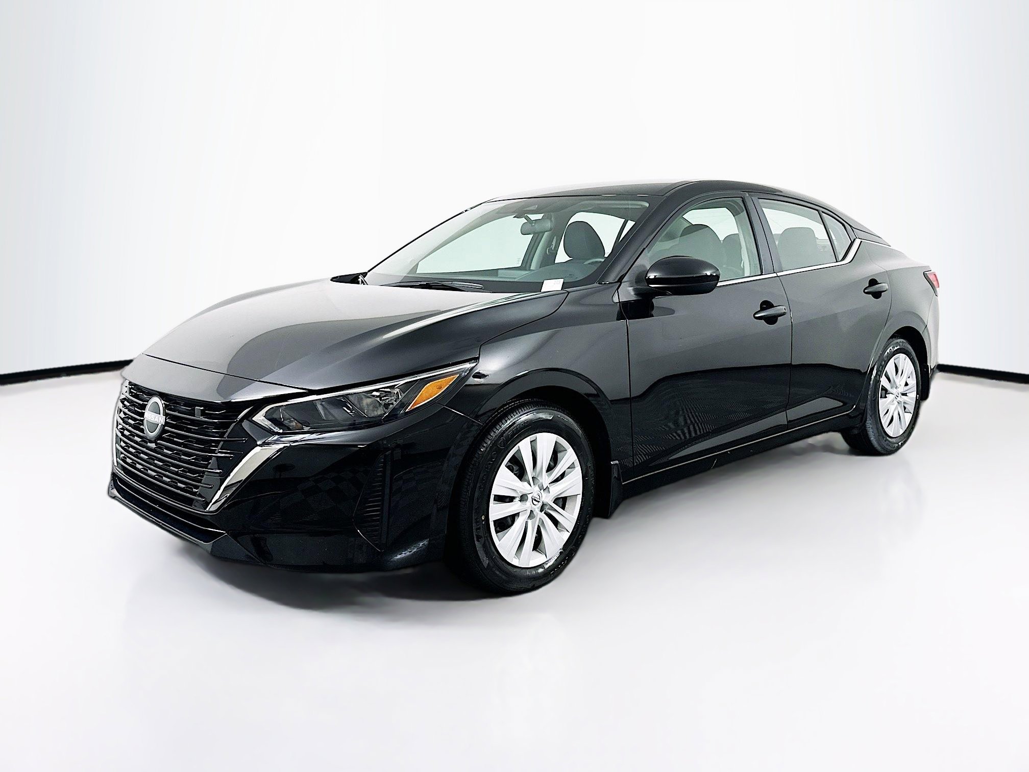 Used 2025 Nissan Sentra S image 3