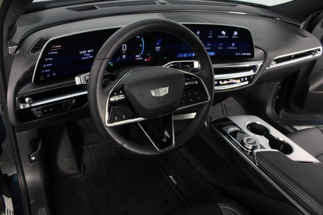 Used 2024 Cadillac Lyriq Tech w/ Driver Assist Package image 9