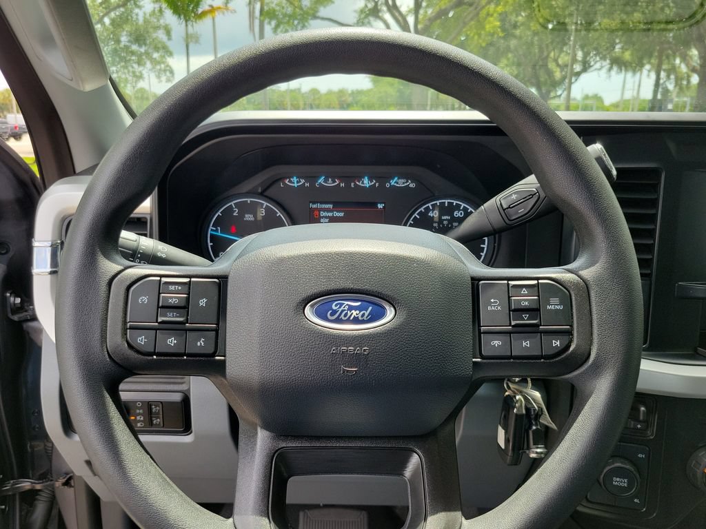 Certified 2025 Ford F350 XL w/ XL Driver Assist Package AWD/4WD image 20