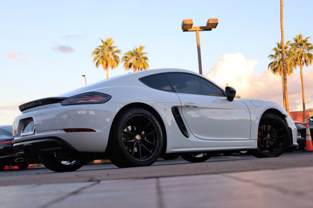 Used 2018 Porsche 718 Cayman image 19