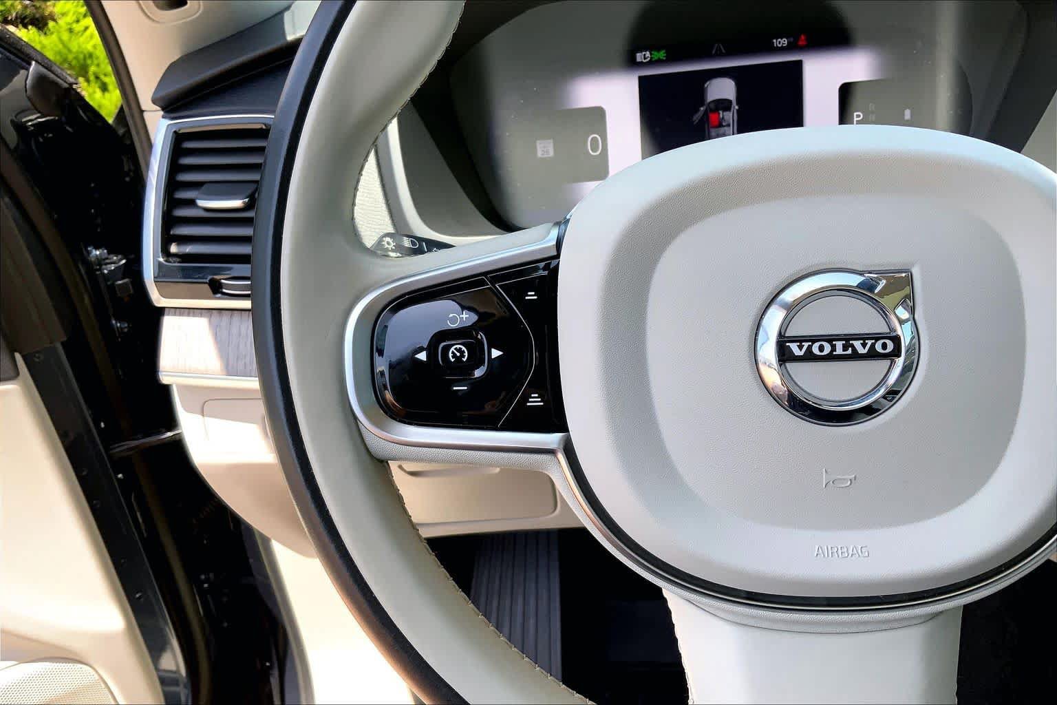 Used 2023 Volvo XC90 B6 Plus w/ Protection Package AWD/4WD image 22