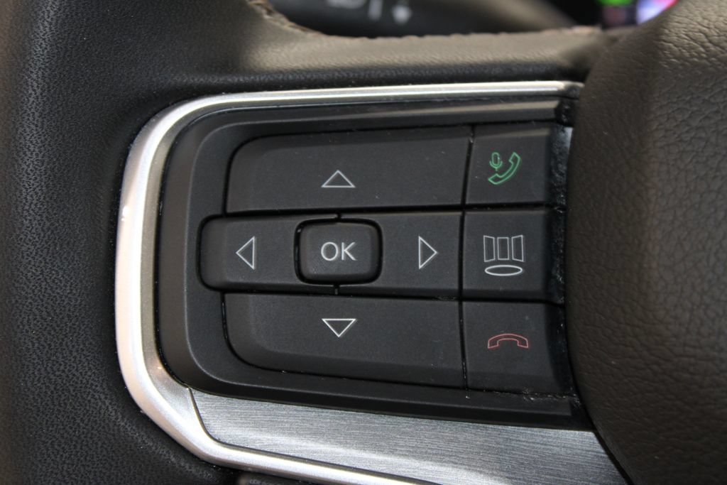 Used 2025 Jeep Wagoneer Series II w/ 8-Passenger Seating Package AWD/4WD image 45