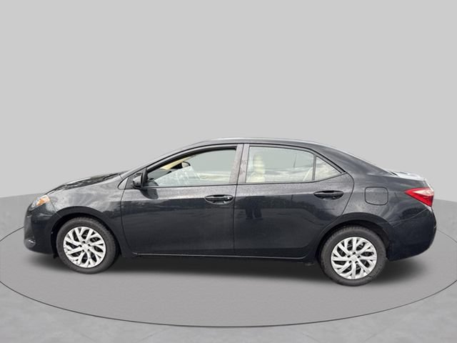 Used 2017 Toyota Corolla LE w/ Carpet Mat Package (TMS) FWD image 9