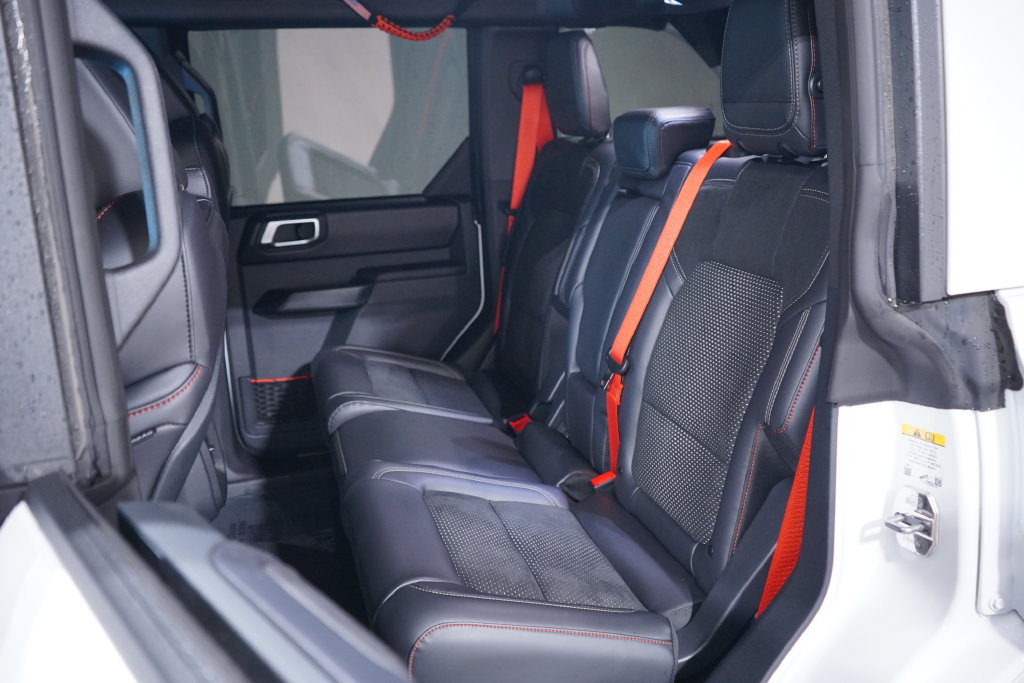 Used 2025 Ford Bronco Raptor AWD/4WD image 12
