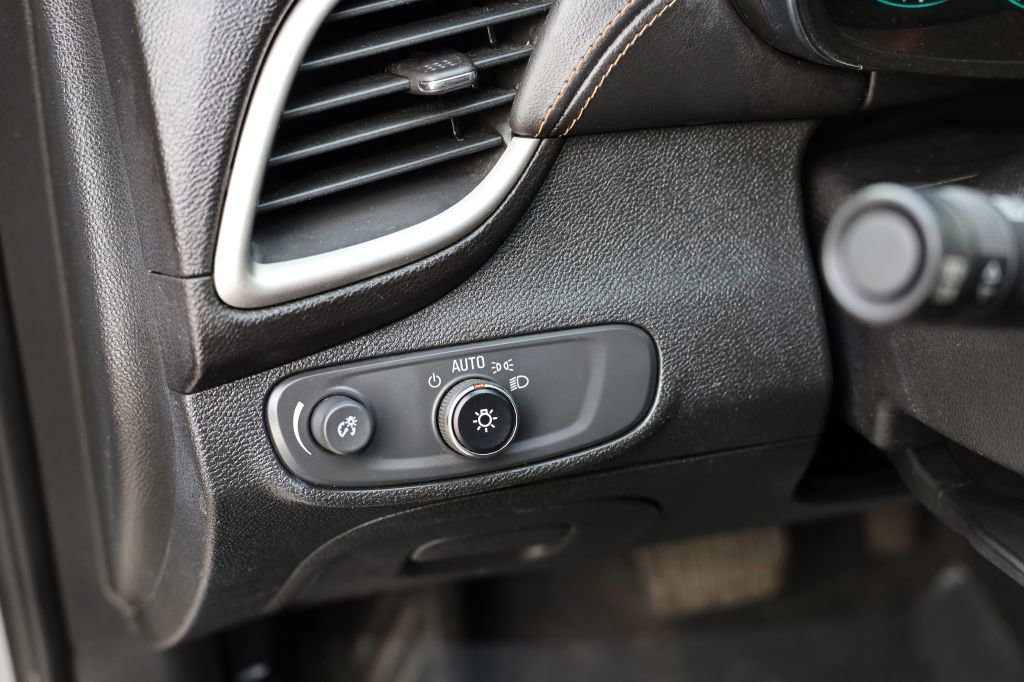 Used 2017 Chevrolet Trax LS image 20