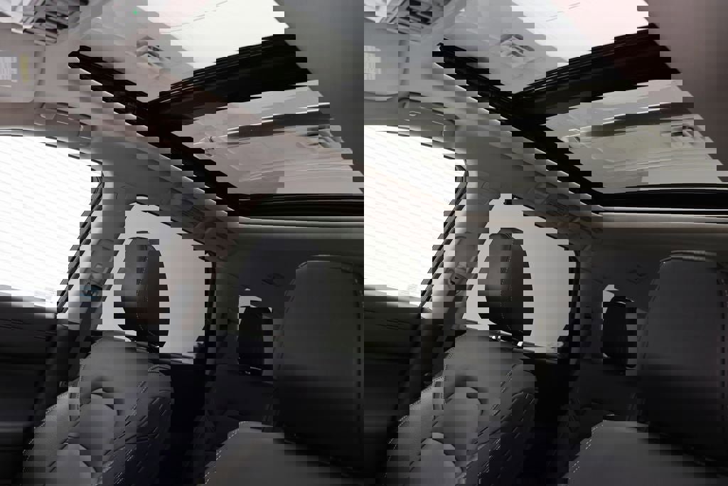 Used 2024 Nissan Pathfinder SL w/ SL Premium Package image 19