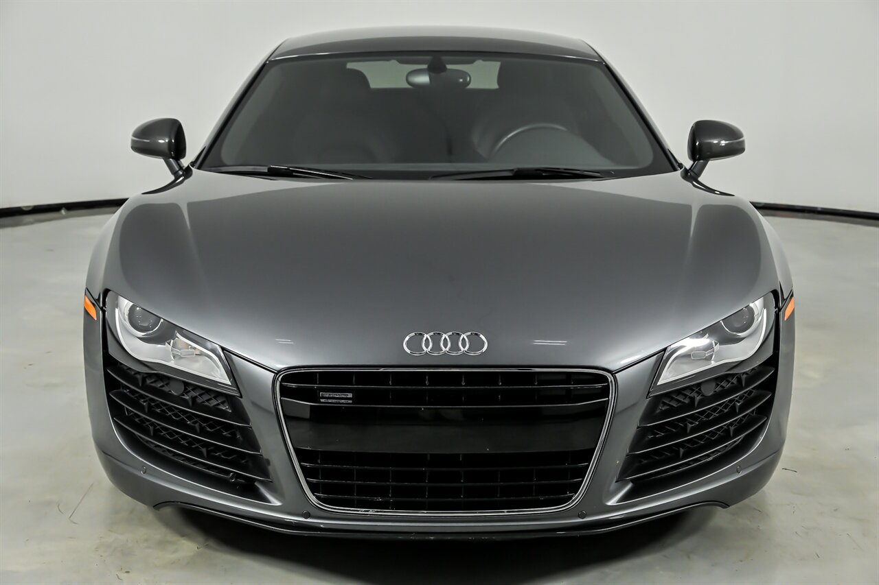 Used 2011 Audi R8 V8 AWD/4WD image 4