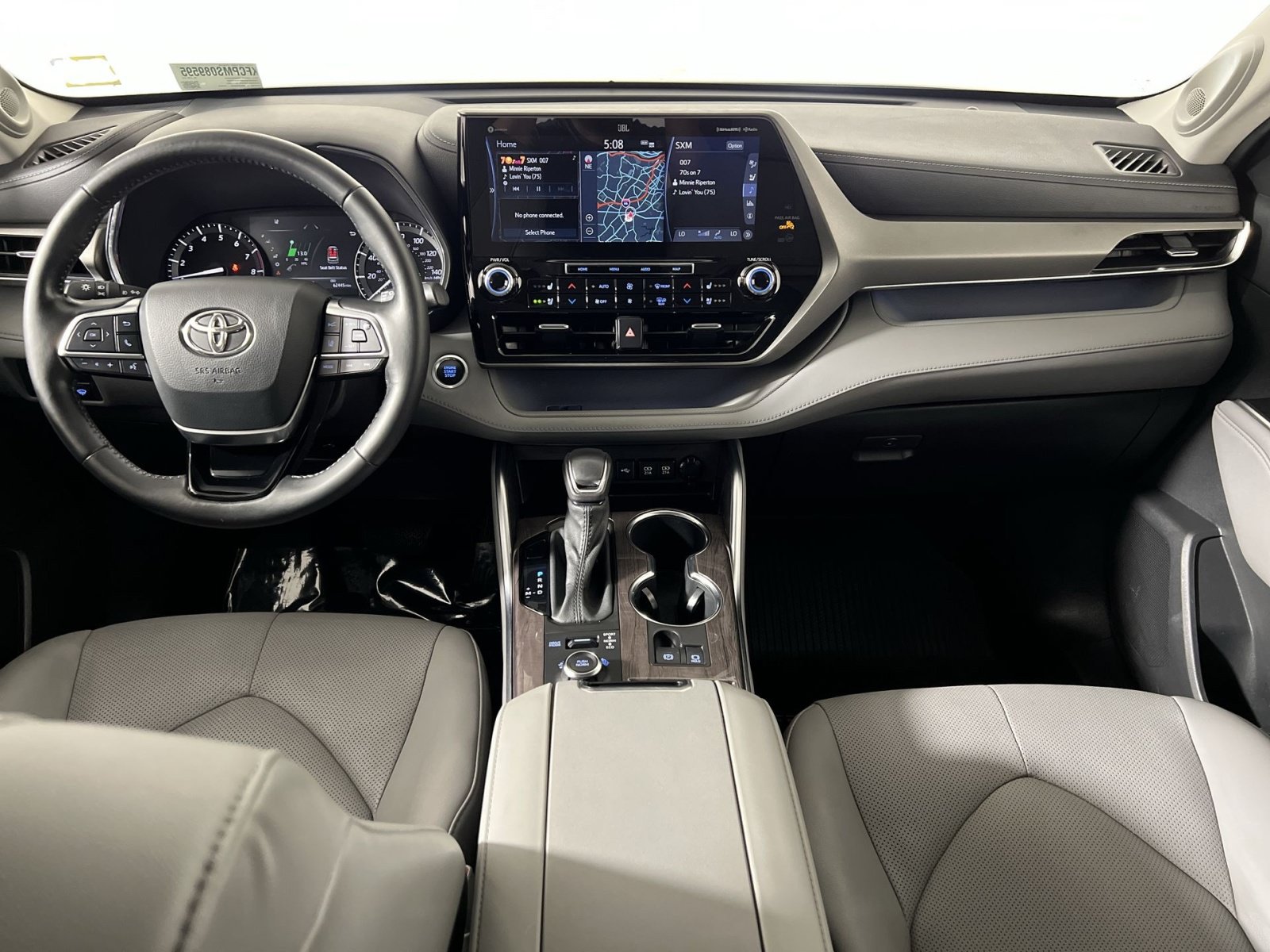 Used 2021 Toyota Highlander Limited AWD/4WD image 23