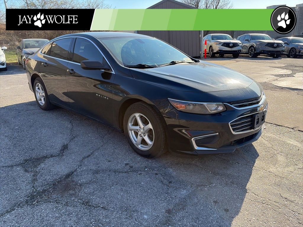 Used 2017 Chevrolet Malibu LS FWD image 3