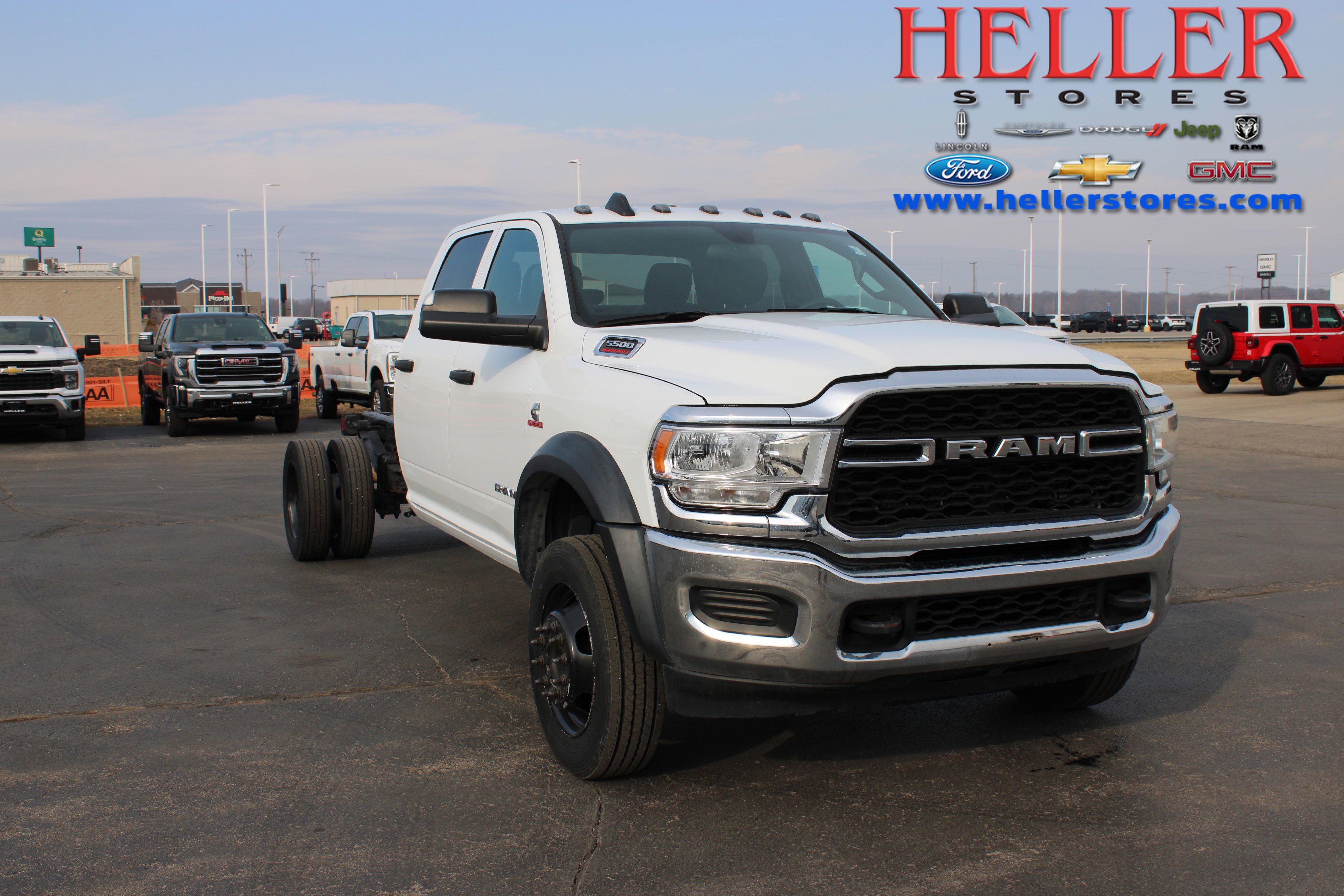Used 2022 RAM 5500 Tradesman w/ Chrome Appearance Group image 1