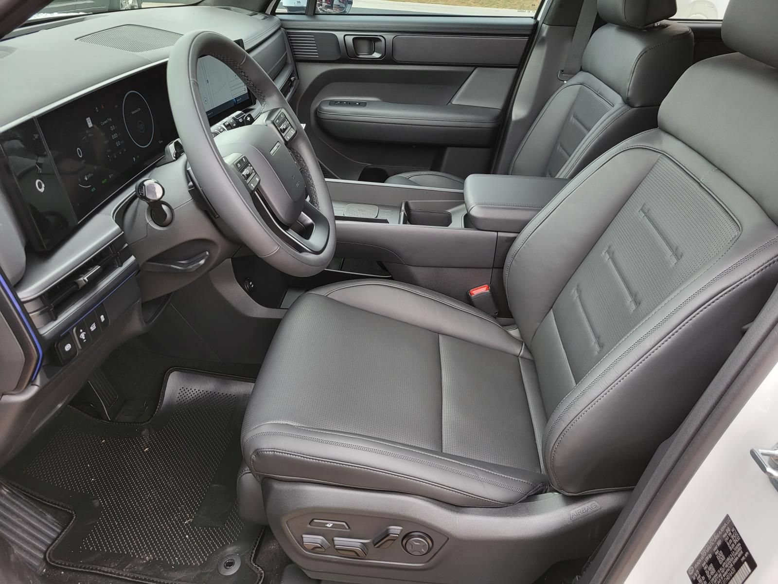 New 2026 Hyundai Santa Fe Calligraphy AWD/4WD image 17