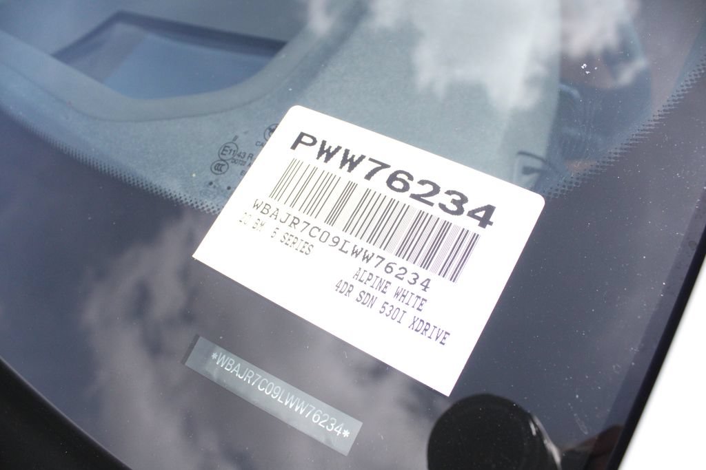 Used 2020 BMW 530i xDrive w/ Premium Package AWD/4WD image 39
