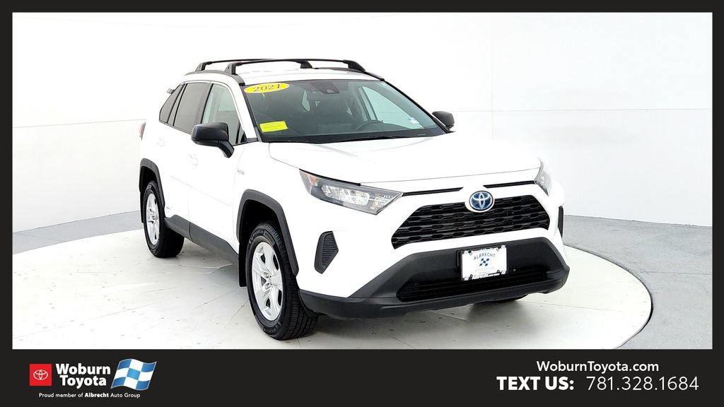 Used 2021 Toyota RAV4 LE w/ Carpet Mat Package (TMS)