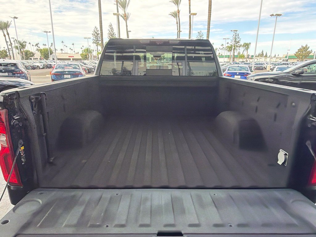 Used 2023 Chevrolet Silverado 1500 High Country RWD image 23