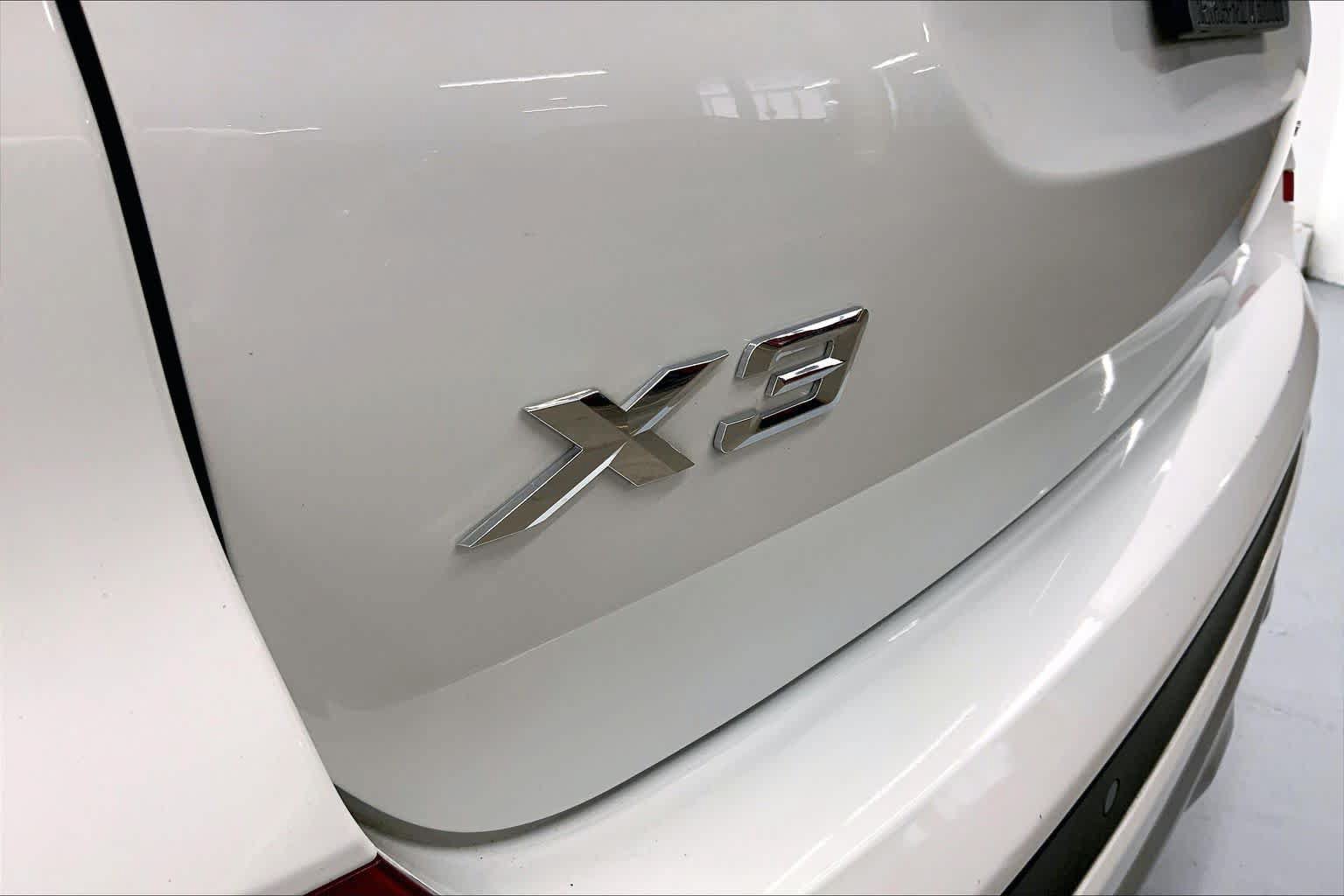 Used 2020 BMW X3 sDrive30i w/ Driving Assistance Package RWD image 14