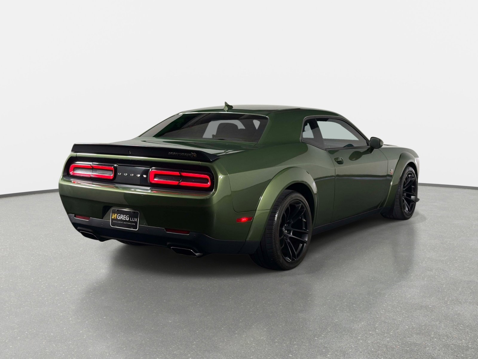 Used 2023 Dodge Challenger R/T Scat Pack RWD image 3