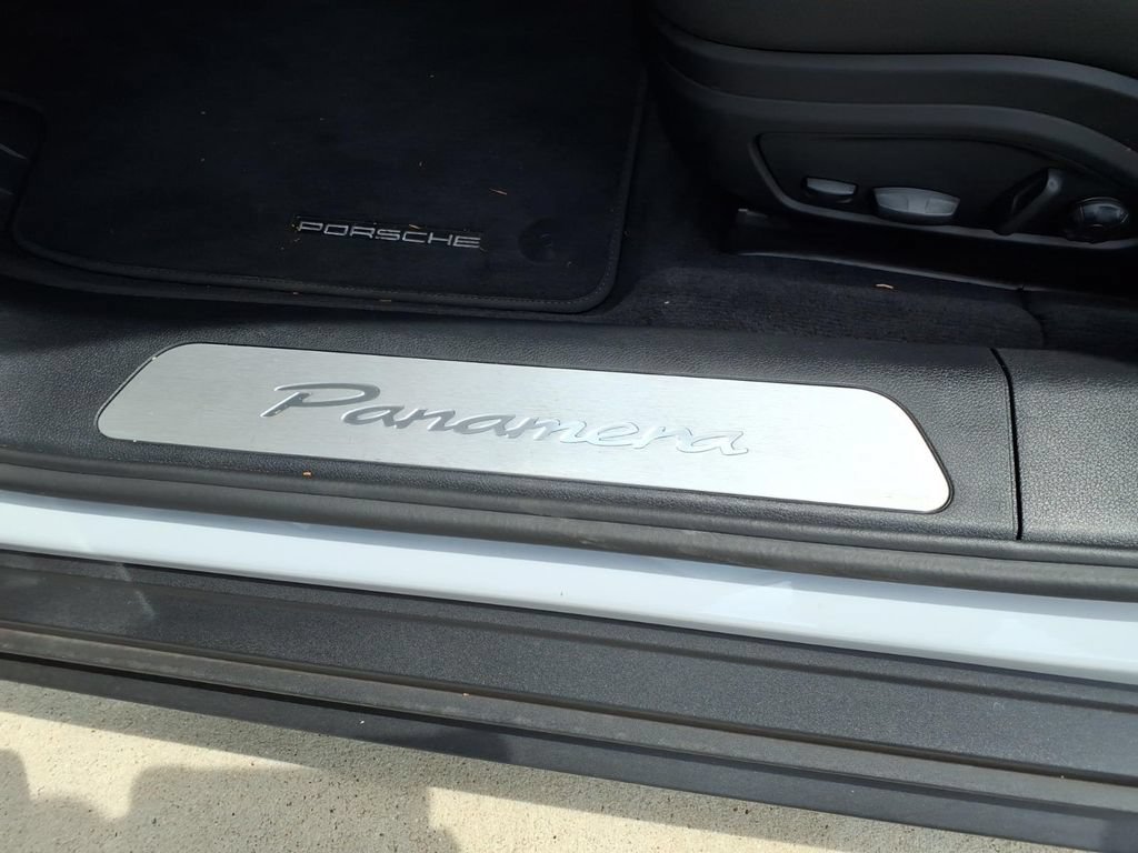 Certified 2024 Porsche Panamera RWD image 38