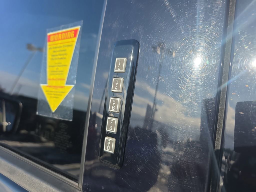 Certified 2022 Ford F150 Lariat w/ Equipment Group 502A High image 30