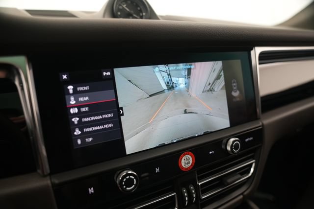 Certified 2026 Porsche Macan AWD/4WD image 46