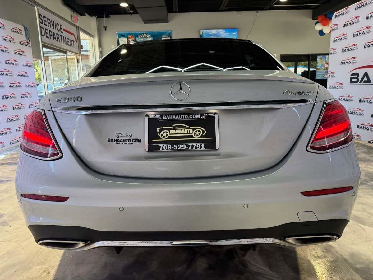 Used 2019 Mercedes-Benz E 300 4MATIC w/ Premium 1 Package image 9