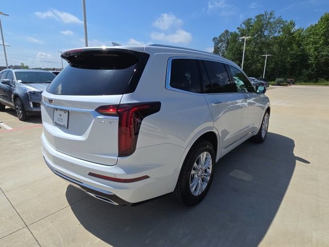 New 2025 Cadillac XT6 Luxury image 5