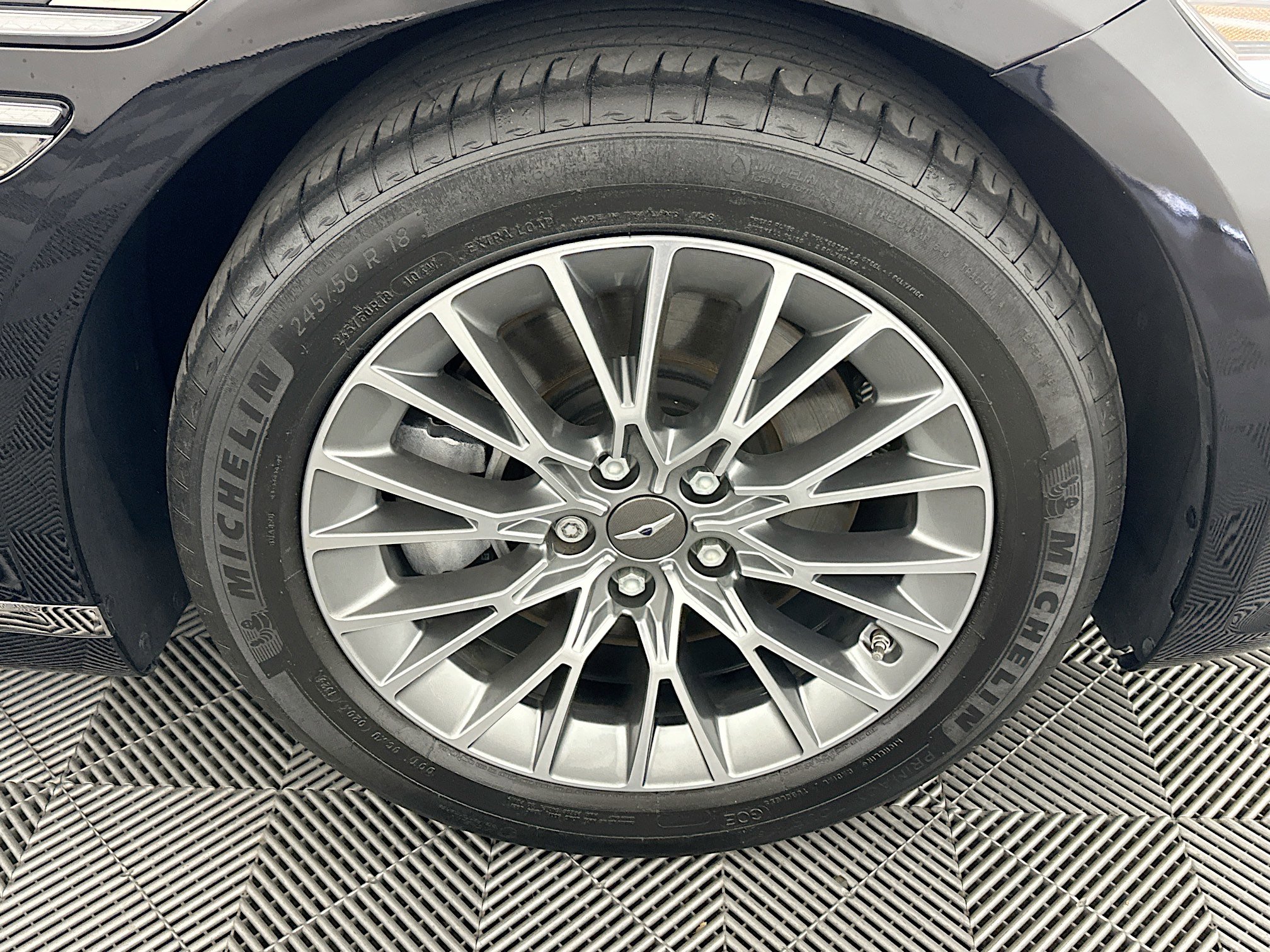 Used 2024 Genesis G80 2.5T image 11