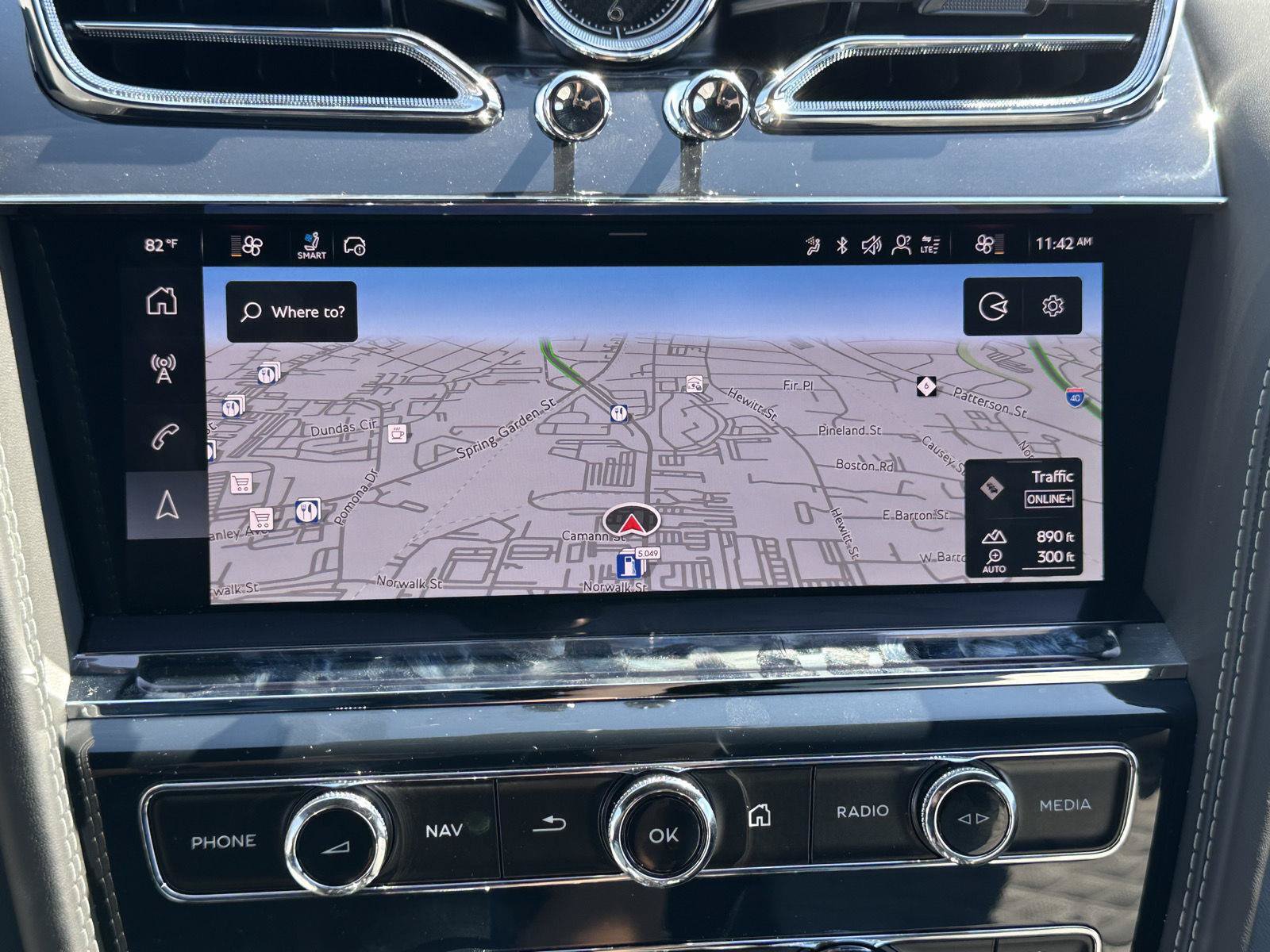 New 2027 Bentley Bentayga AWD/4WD image 41