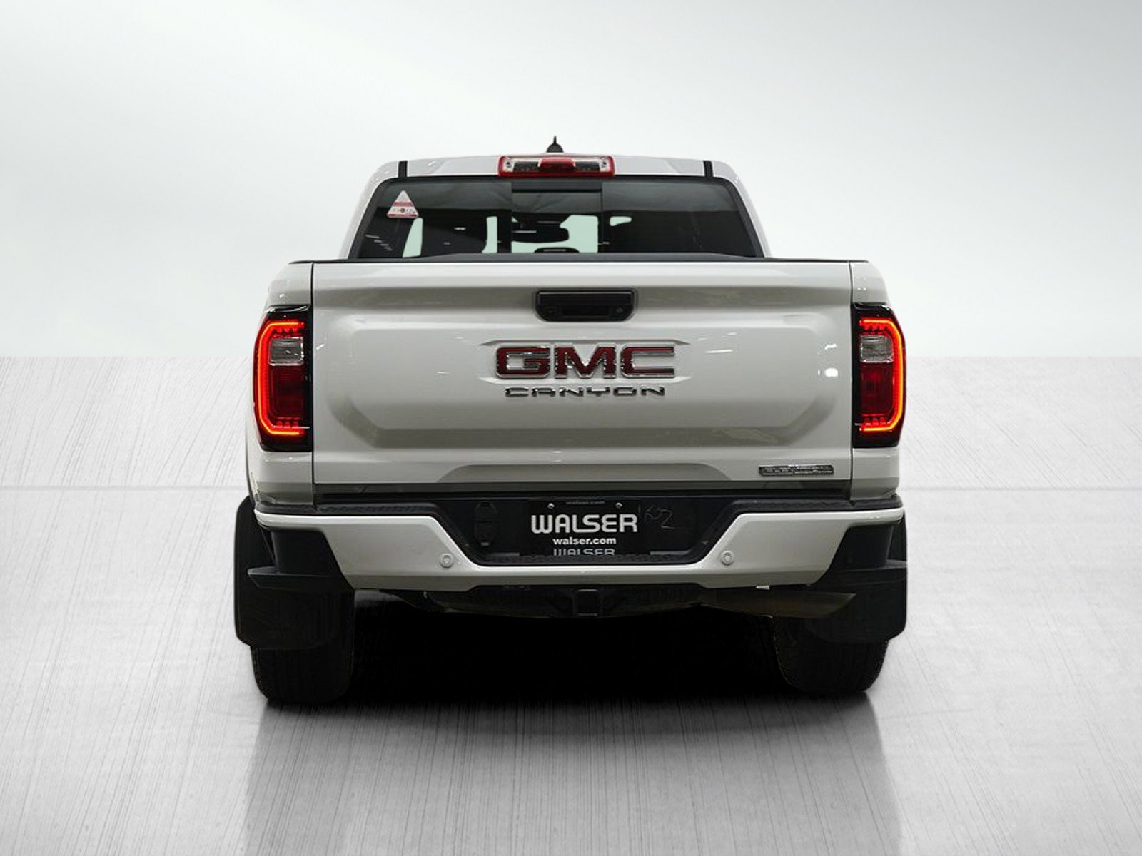Used 2025 GMC Canyon Elevation w/ Convenience Package AWD/4WD image 4