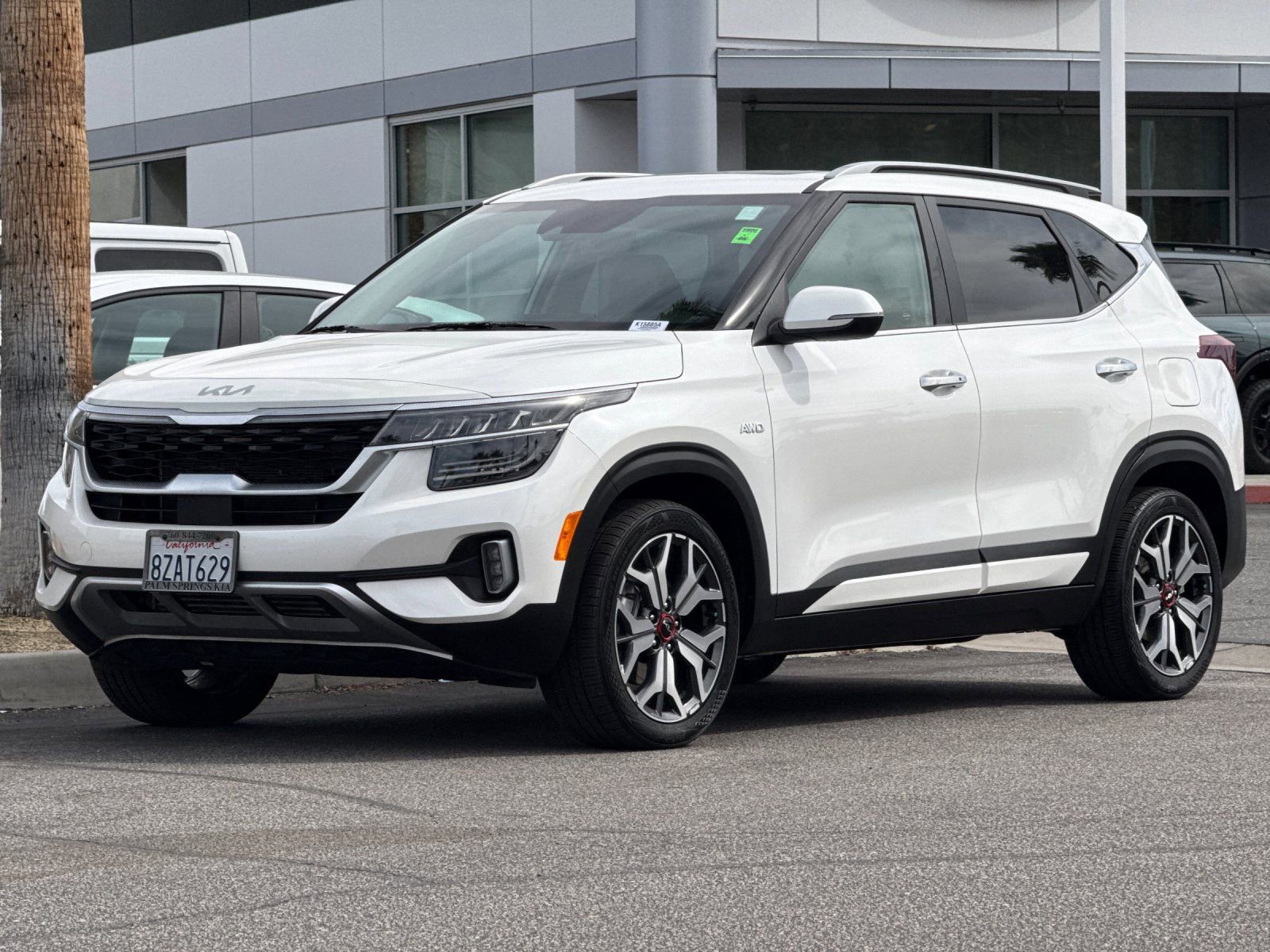 Used 2022 Kia Seltos SX w/ Sunroof Package image 7