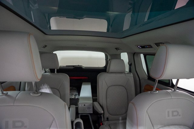 New 2025 Volkswagen ID. Buzz 1st Edition image 30