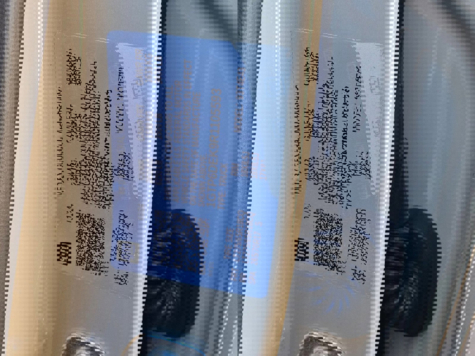 Used 2024 GMC Canyon AT4 w/ Technology Package image 30