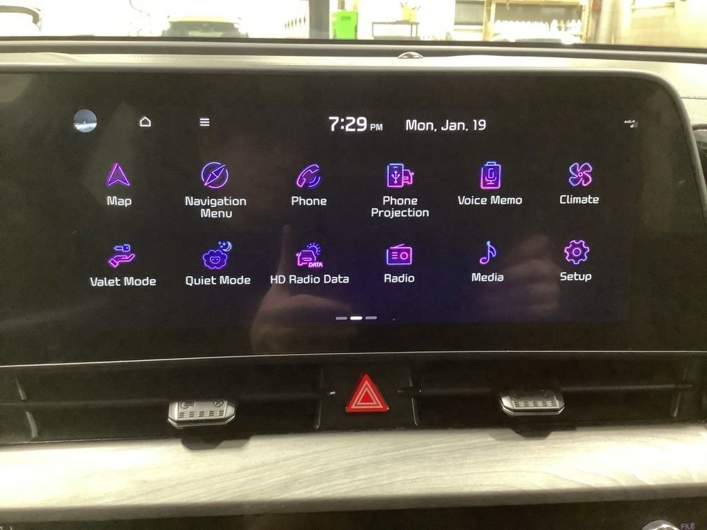 Certified 2023 Kia Sportage X-Line w/ X-Line Premium Package image 18