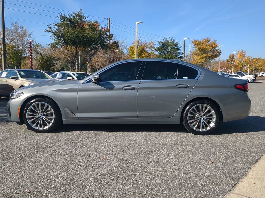 Used 2023 BMW 530i w/ Premium Package image 9