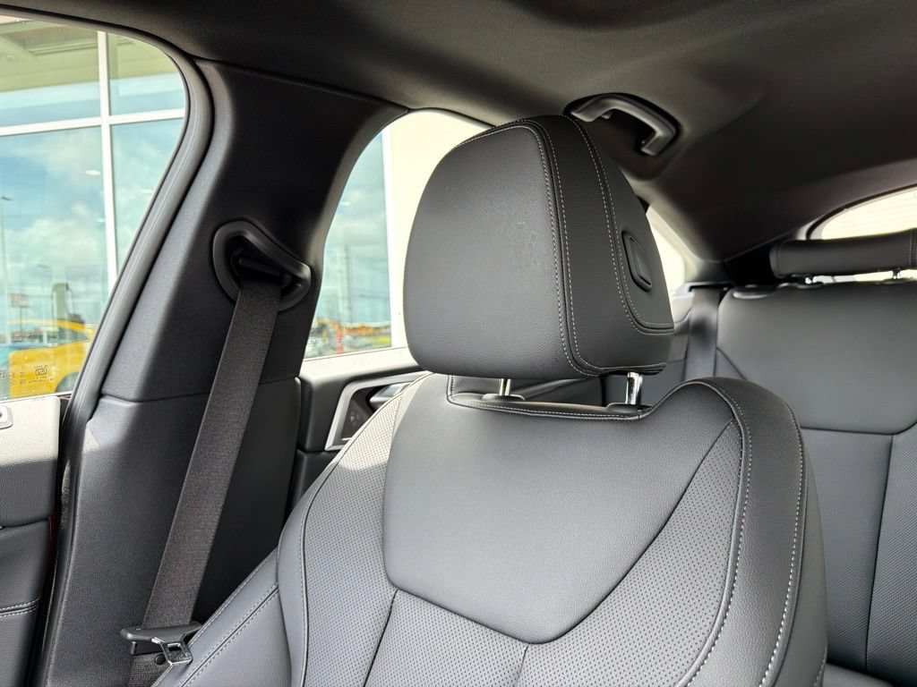 Used 2025 BMW 430i w/ Premium Package RWD image 24