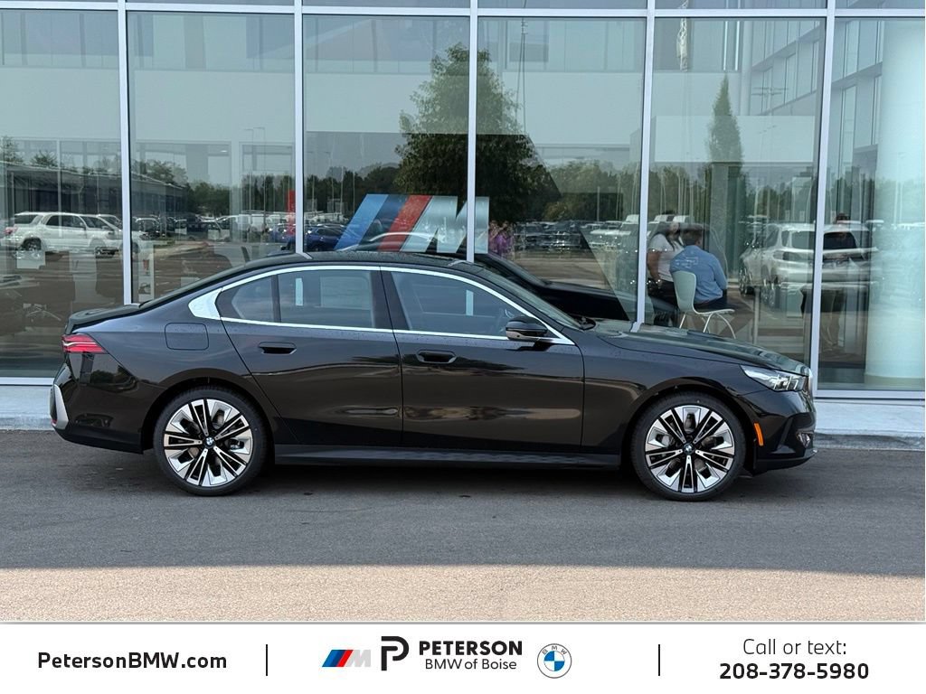 New 2027 BMW 530i xDrive AWD/4WD image 6