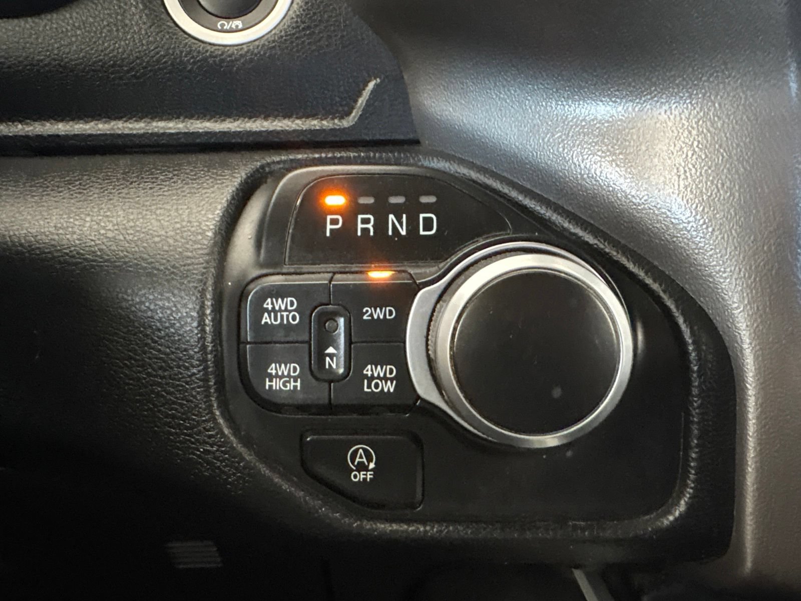Used 2020 RAM 1500 Big Horn AWD/4WD image 23