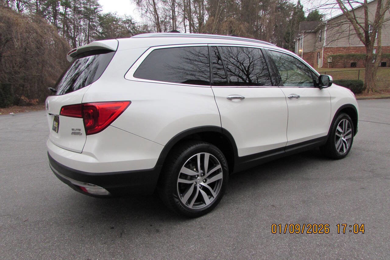 Used 2017 Honda Pilot Elite image 6