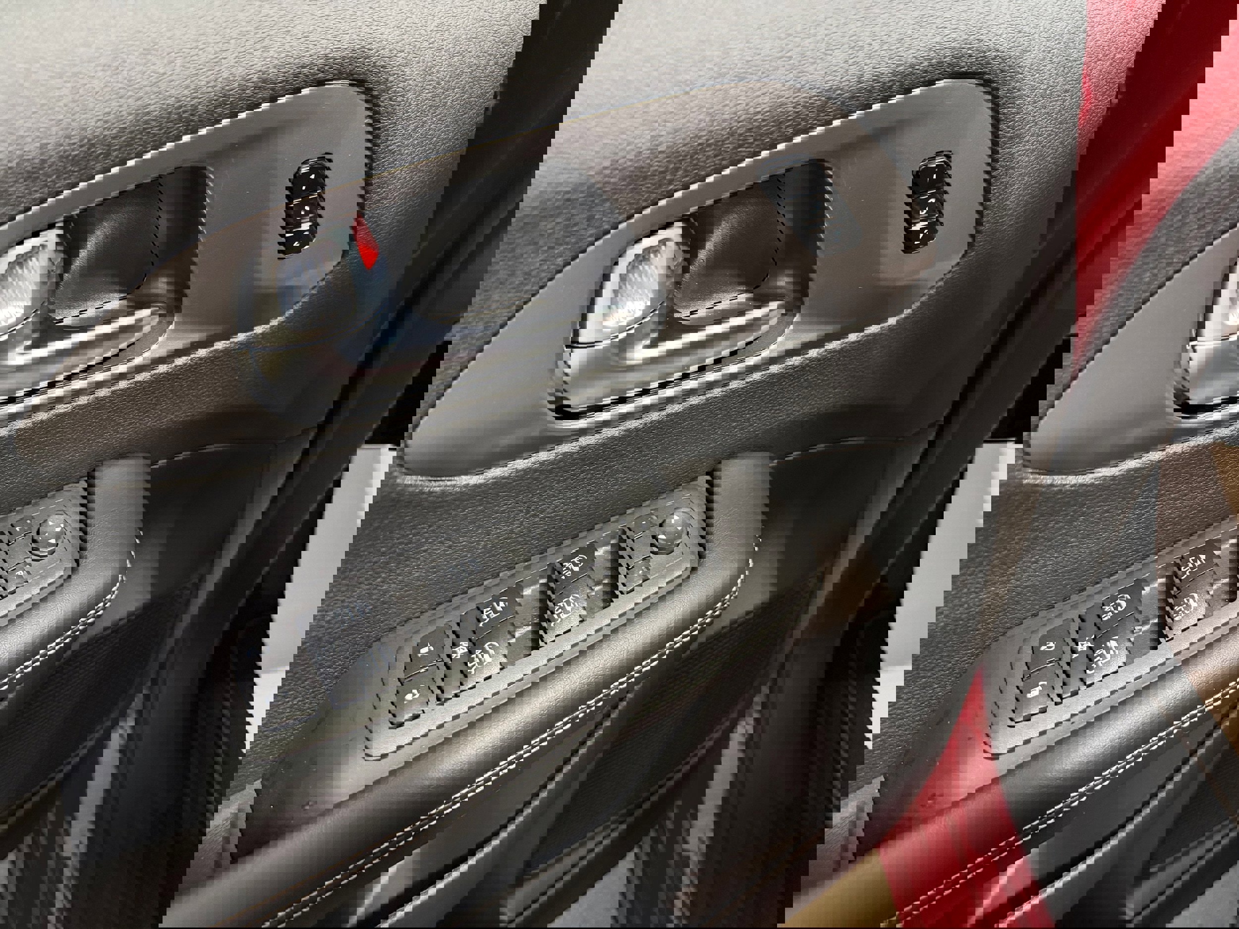 New 2026 Chrysler Pacifica Select image 9