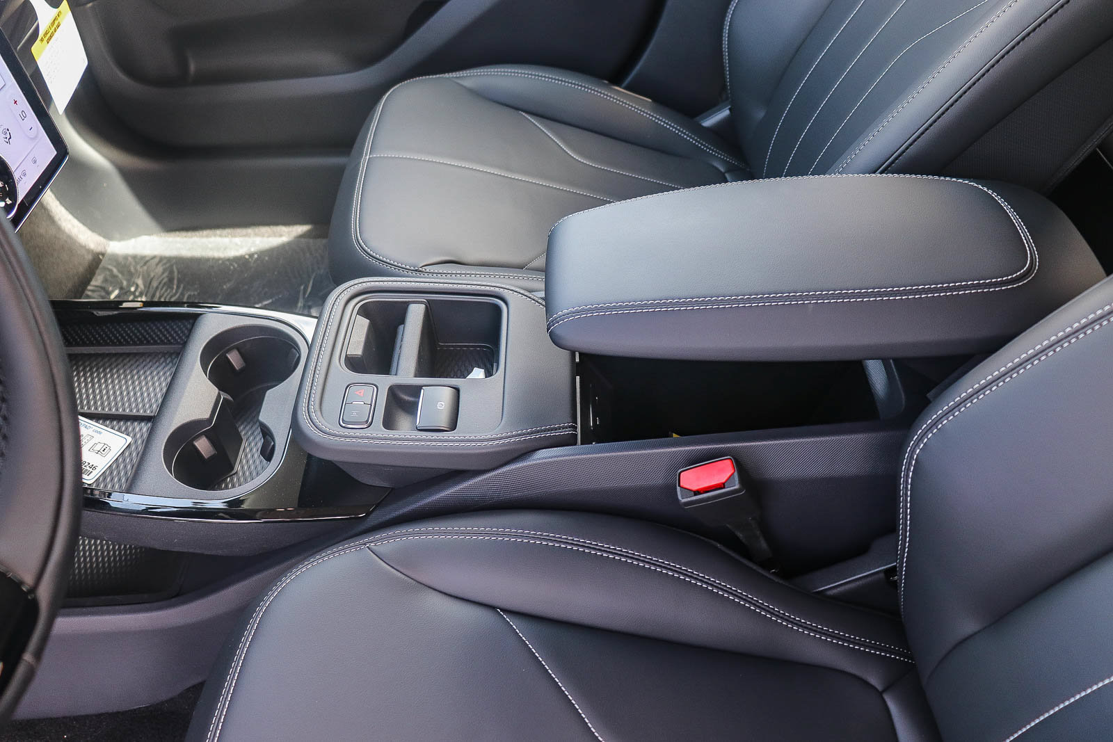 New 2026 Ford Mustang Mach-E Select RWD image 19