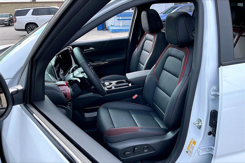 New 2027 Chevrolet Equinox RS w/ Safety and Technology Package FWD image 9