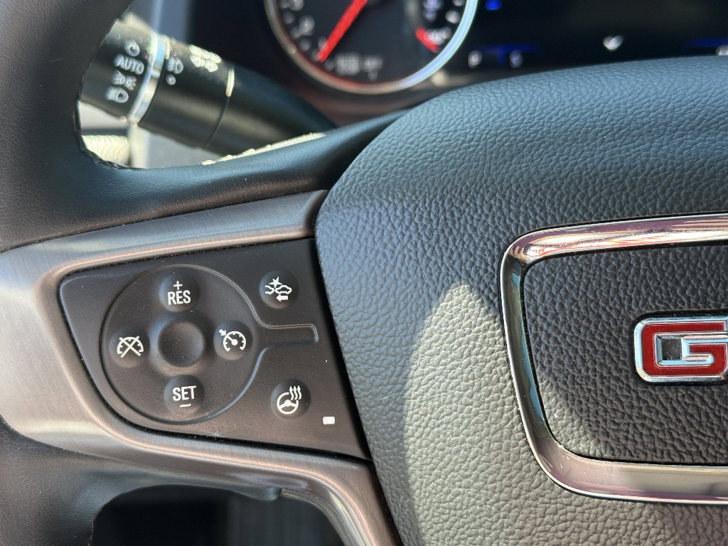 Used 2023 GMC Acadia AT4 w/ Technology Package AWD/4WD image 17