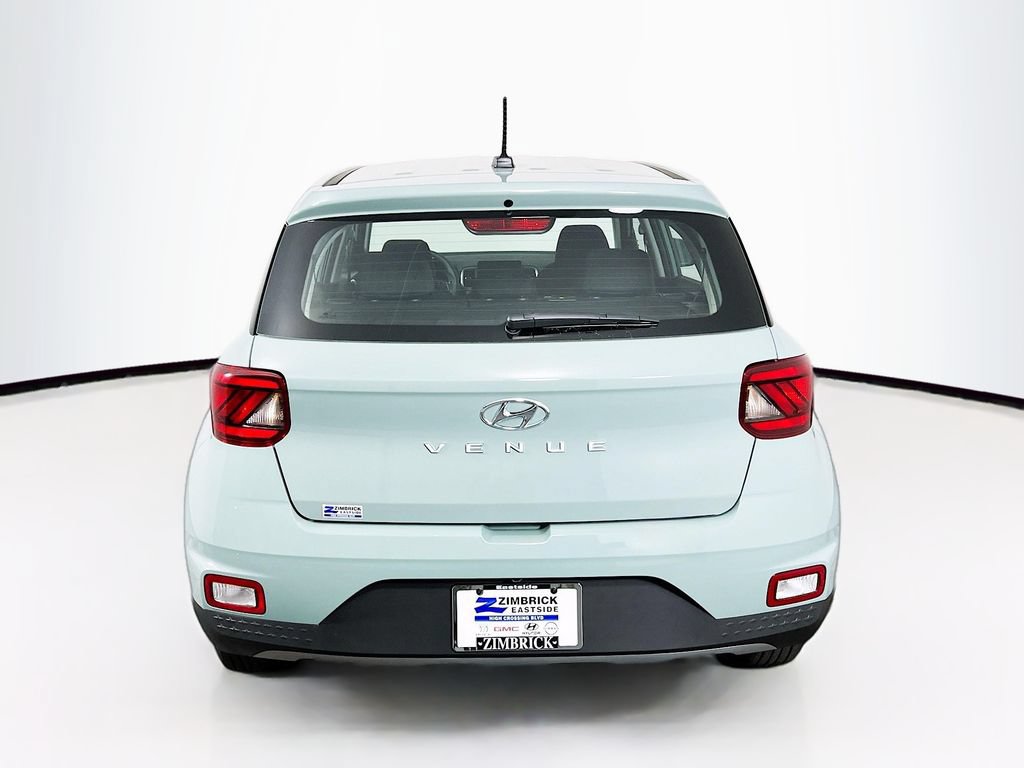 New 2026 Hyundai Venue SE FWD image 6