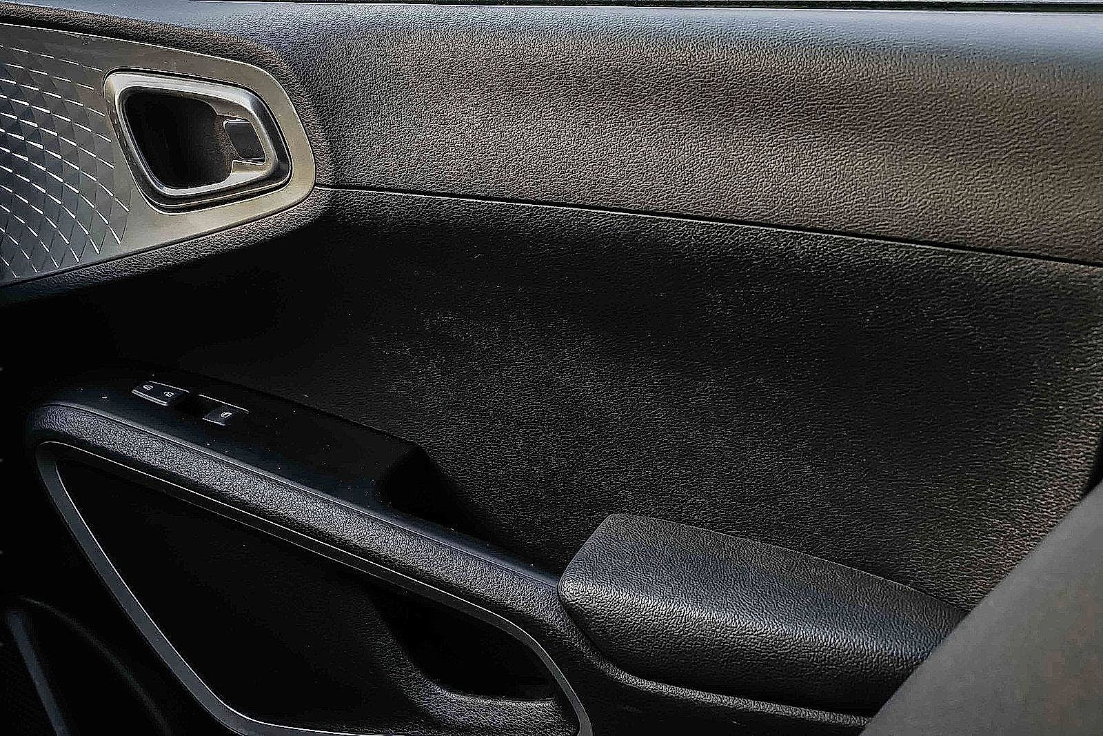 Certified 2023 Kia Soul LX w/ LX Technology Package image 16