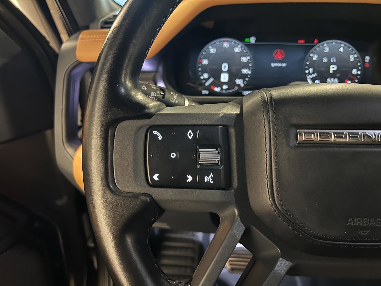 Used 2023 Land Rover Defender 90 X image 11