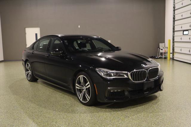 Used 2019 BMW 750i w/ Executive Package RWD video 1